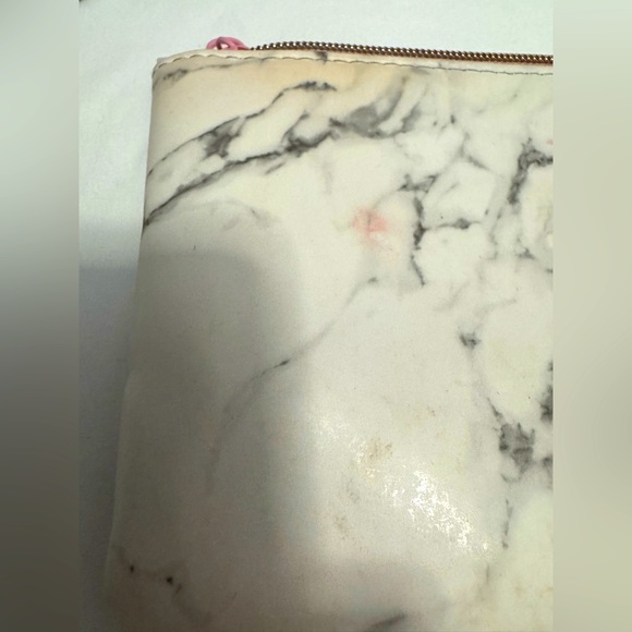 💖CUTE MAKEUP BAG💖SILVER WITH MARBLED LOOK💖 - Picture 3 of 5